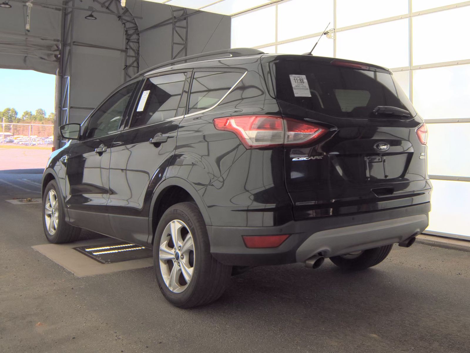 FORD ESCAPE - 9