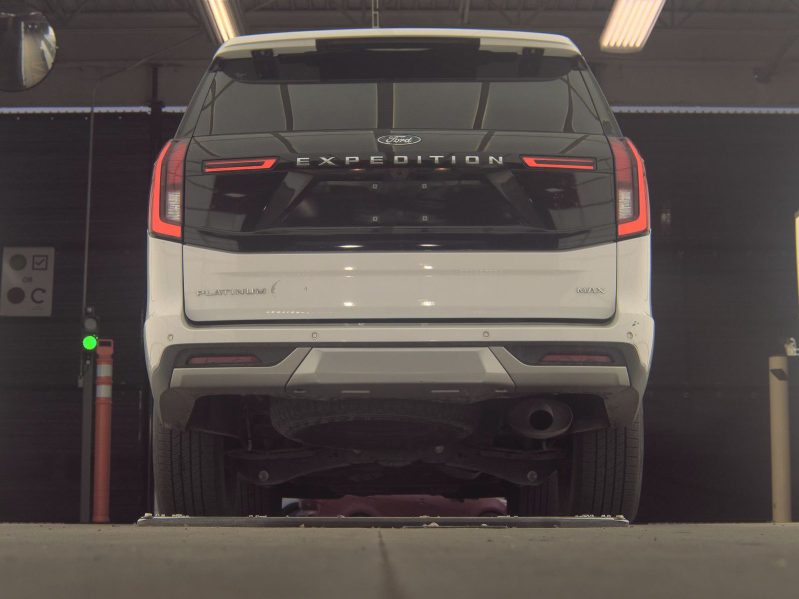 FORD EXPEDITION MAX - 8