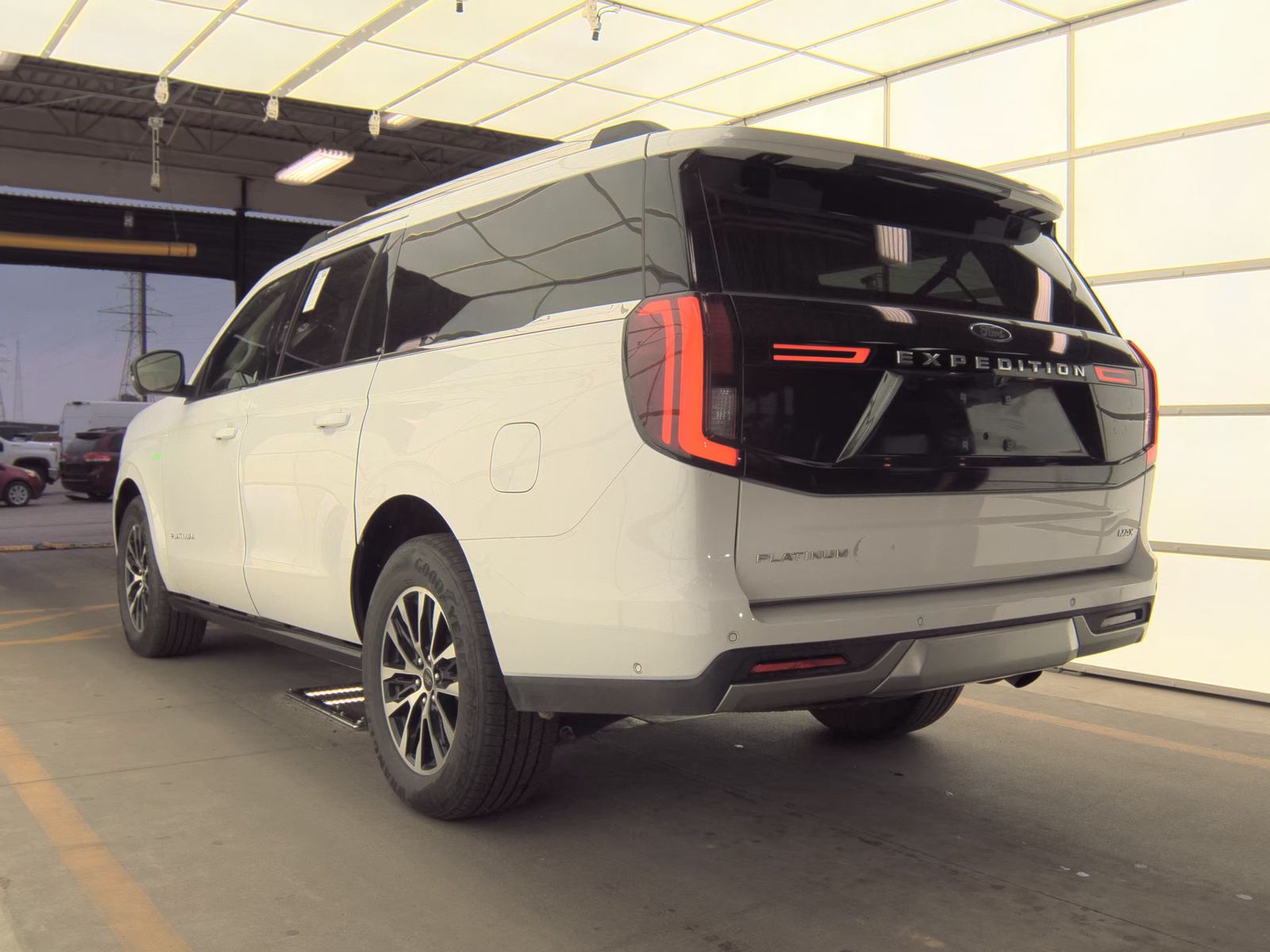 FORD EXPEDITION MAX - 9