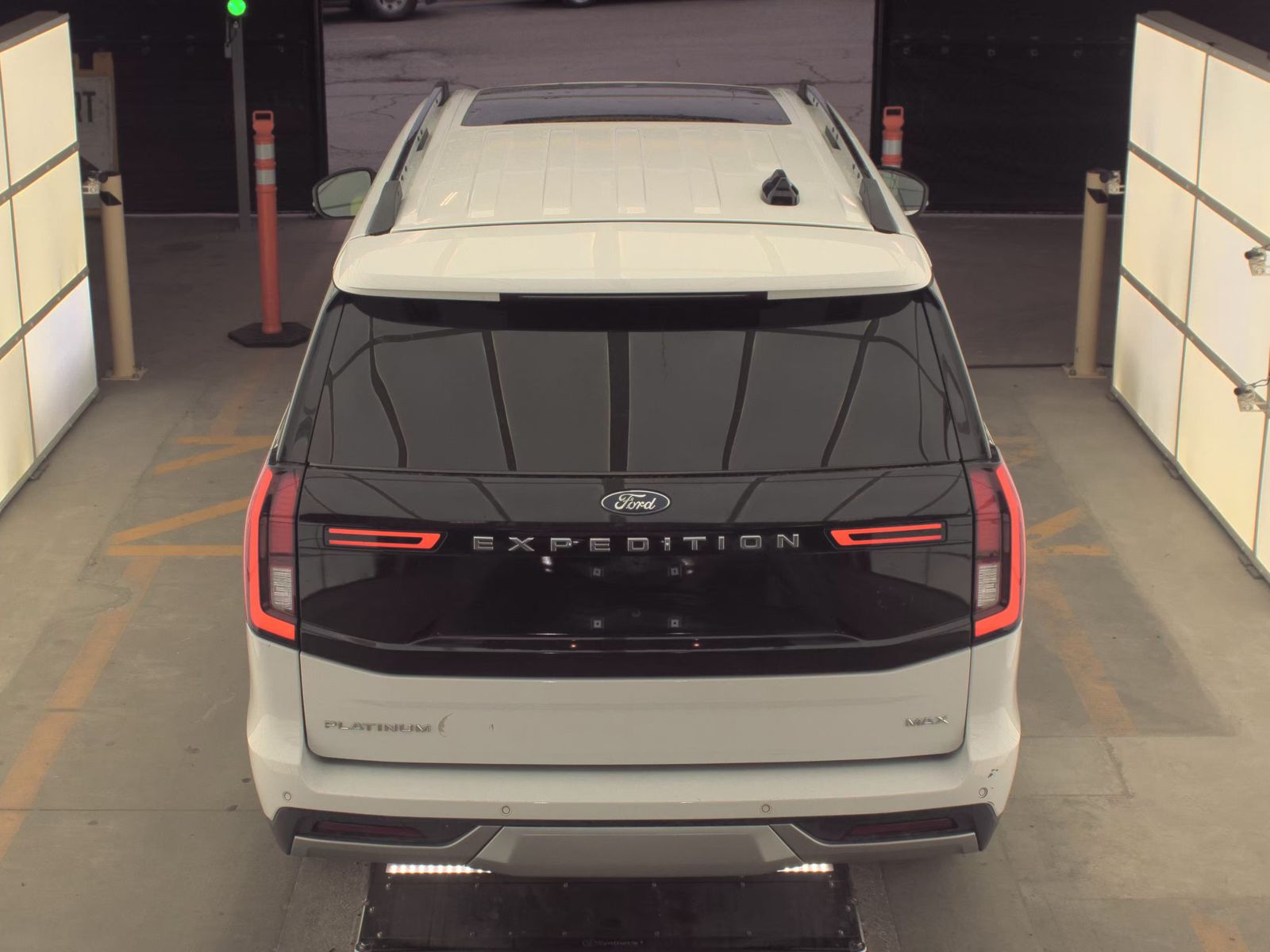 FORD EXPEDITION MAX - 7
