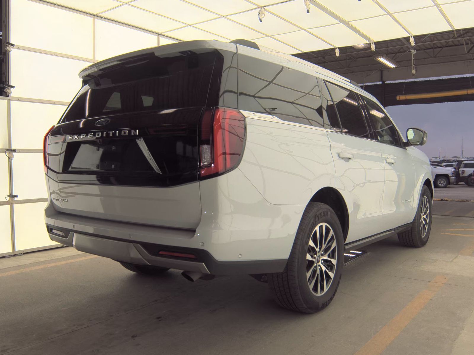 FORD EXPEDITION - 6