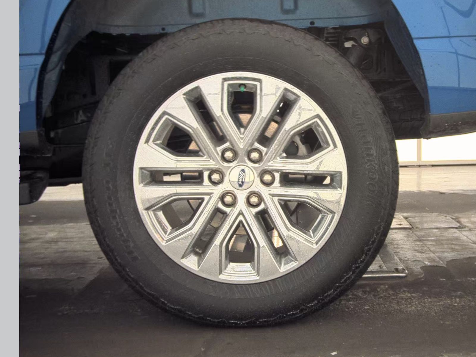 2024 Ford F-150 Lariat AWD