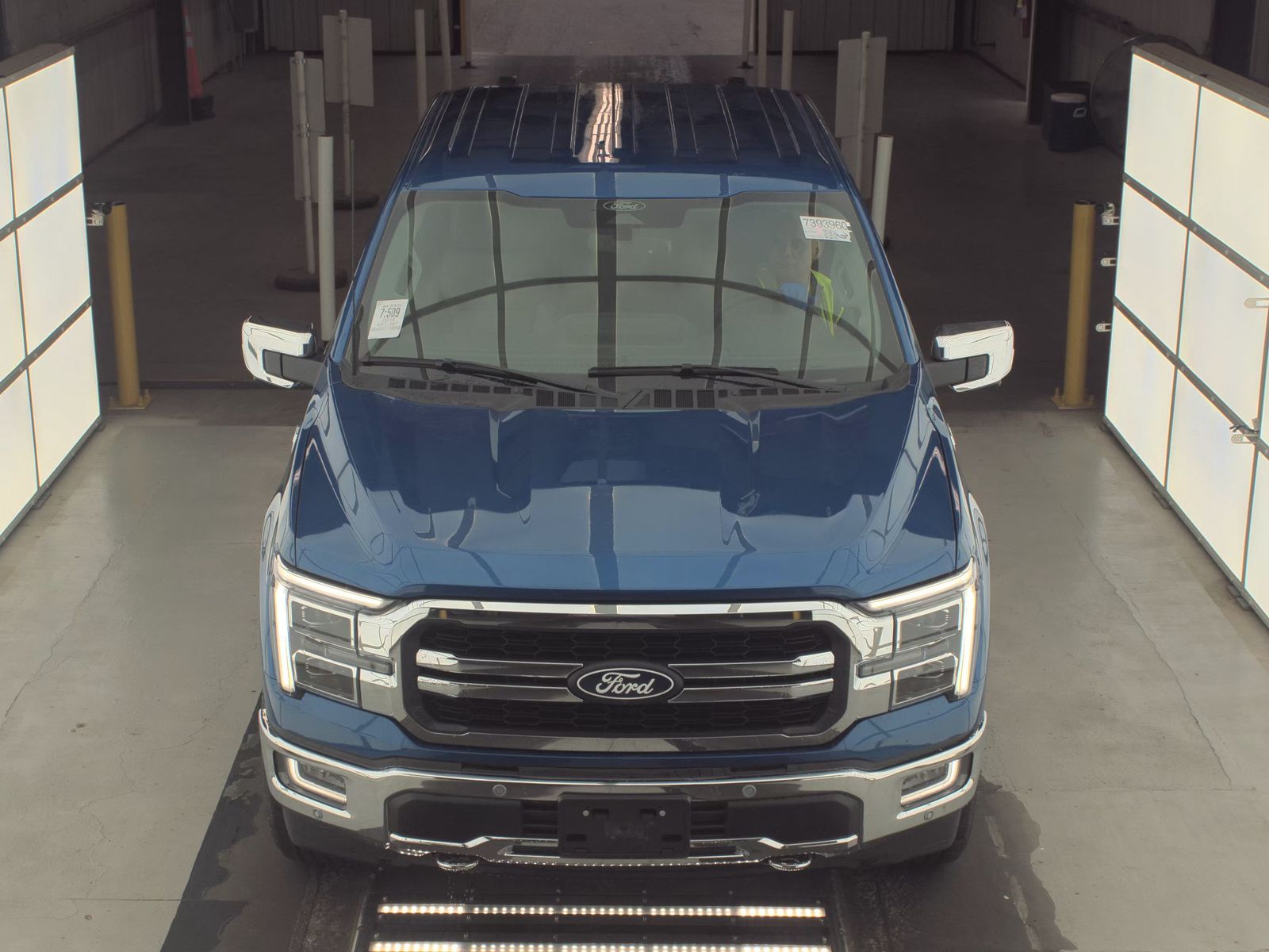 2024 Ford F-150 Lariat AWD