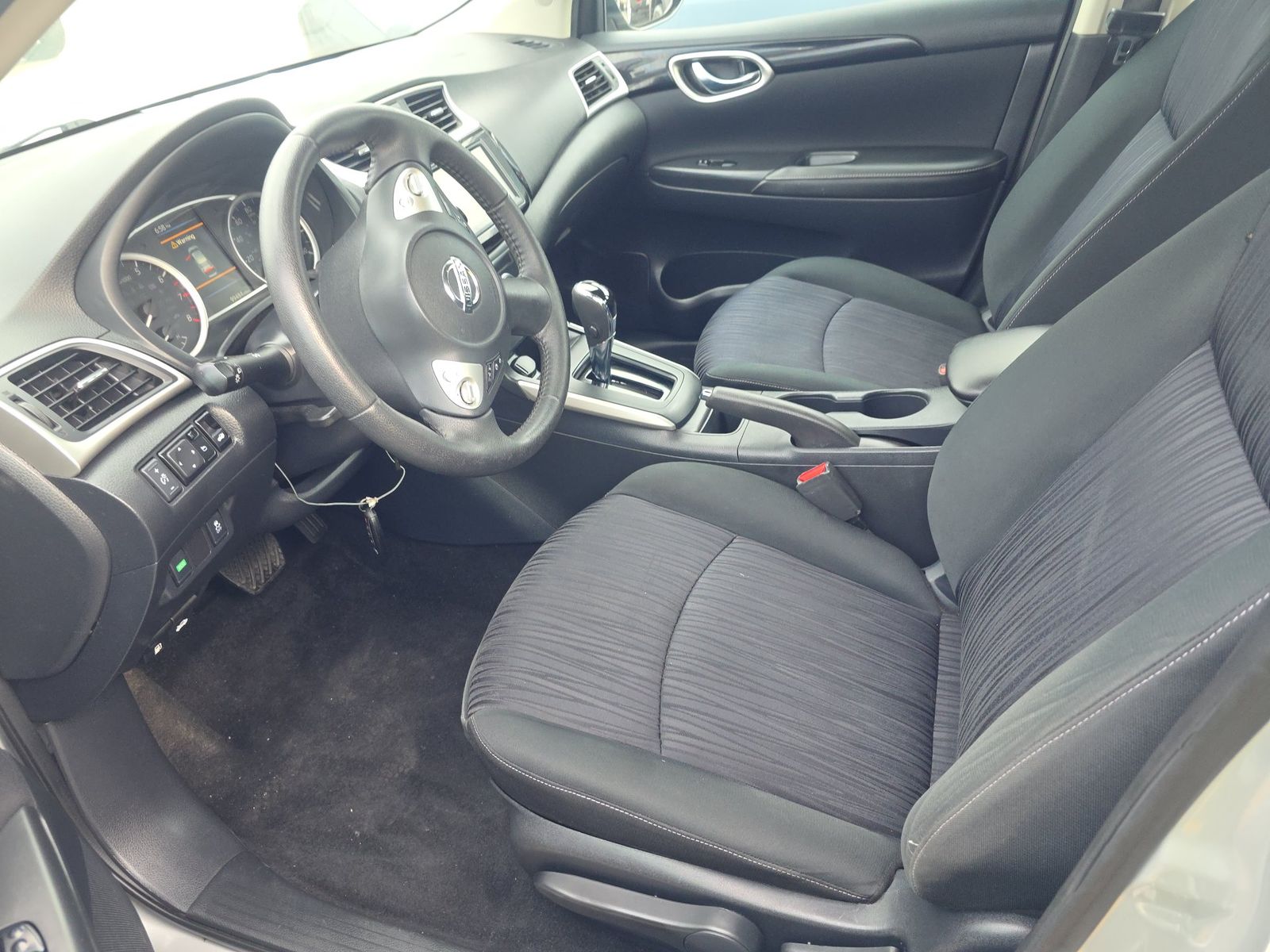 NISSAN SENTRA - 8