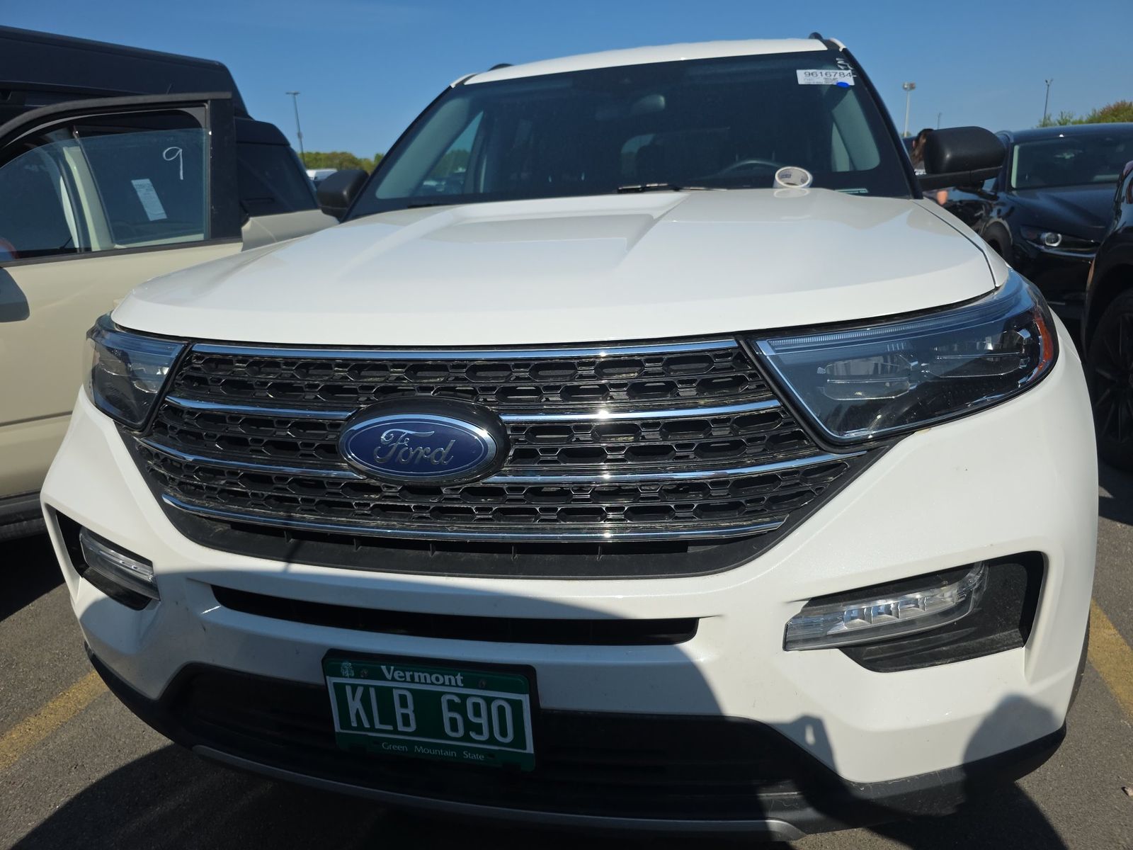 FORD EXPLORER - 3