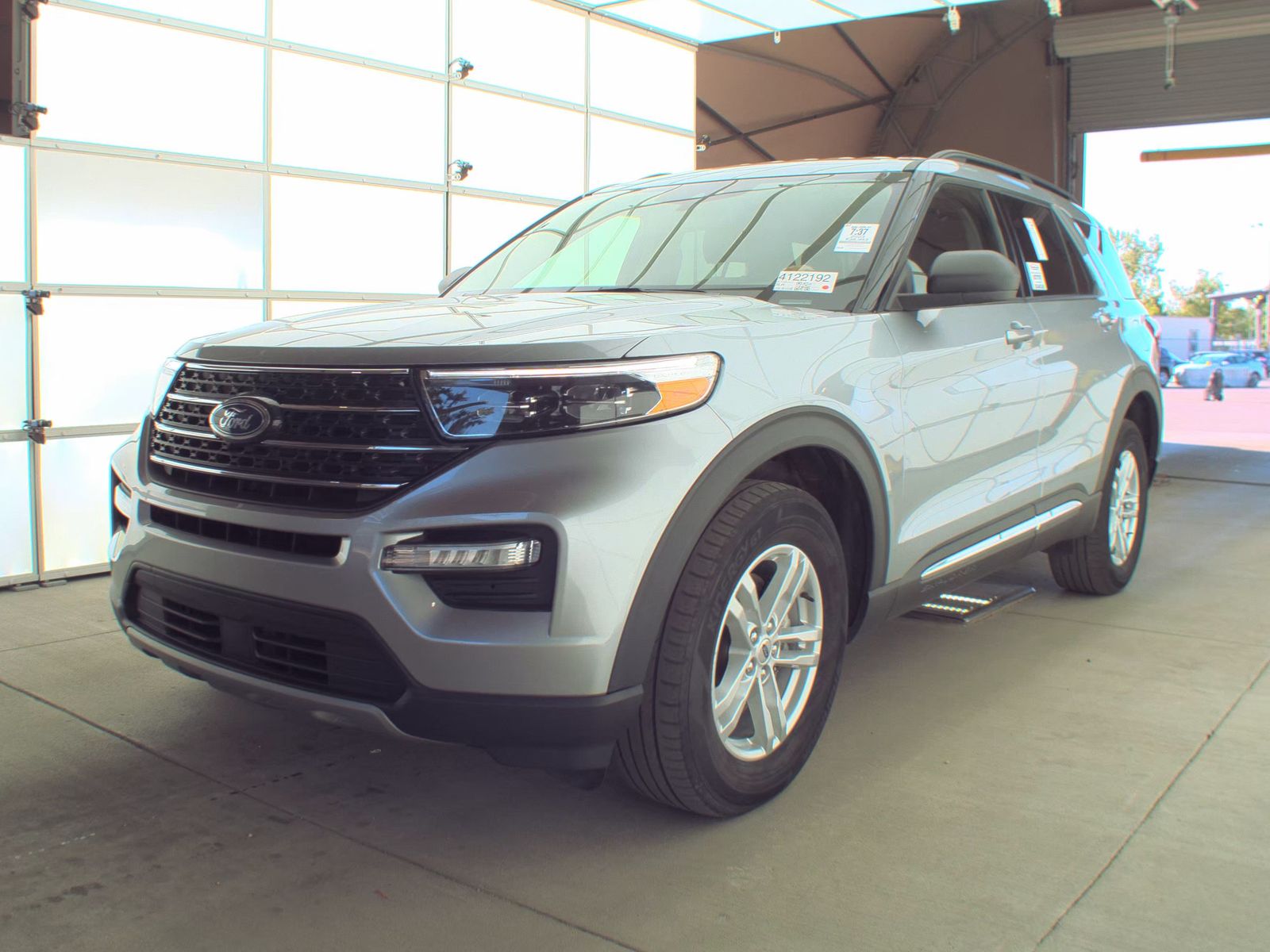 FORD EXPLORER - 1