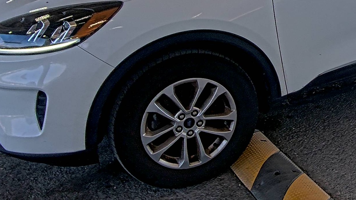 FORD ESCAPE - 8