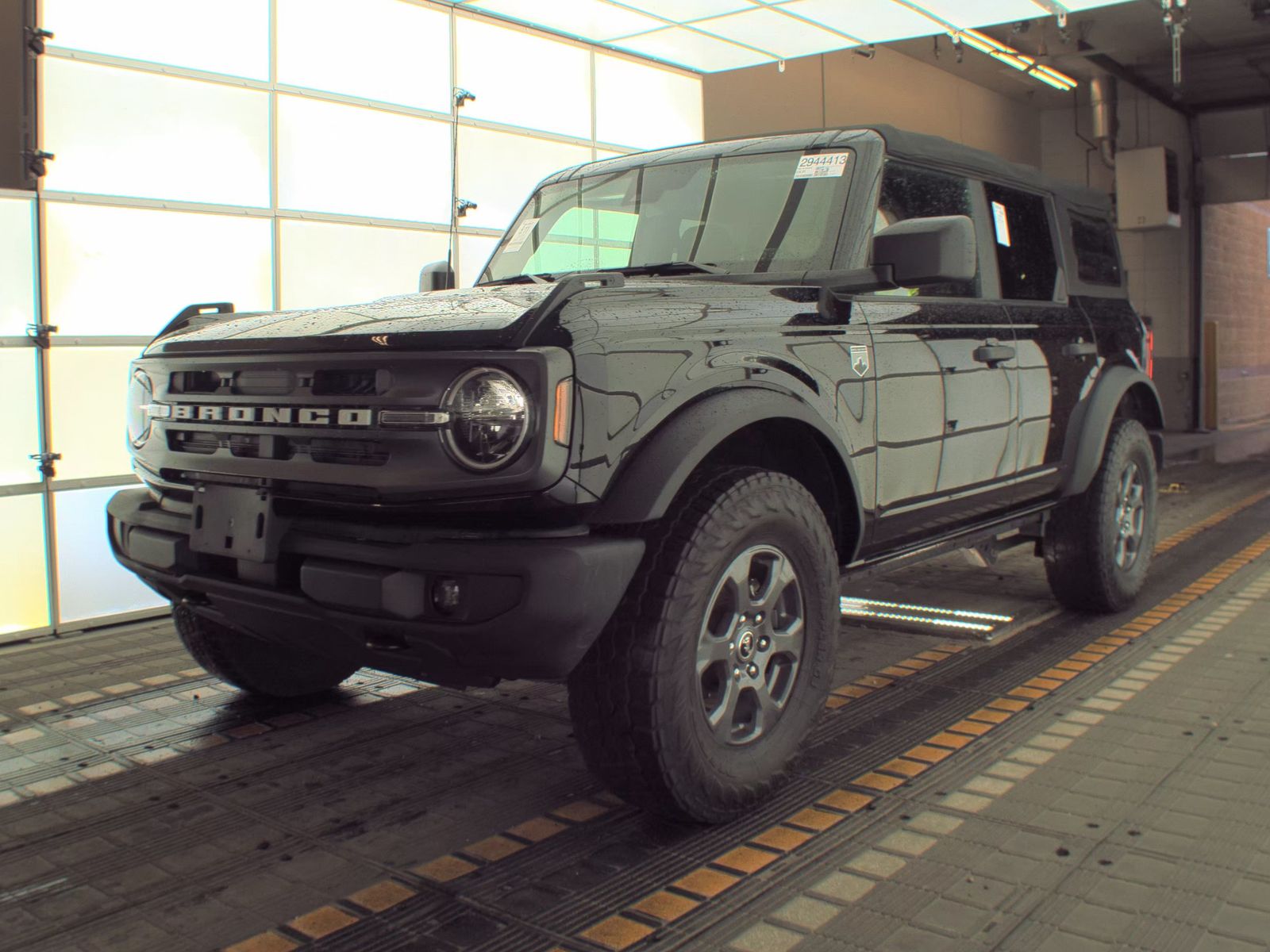 FORD BRONCO - 1