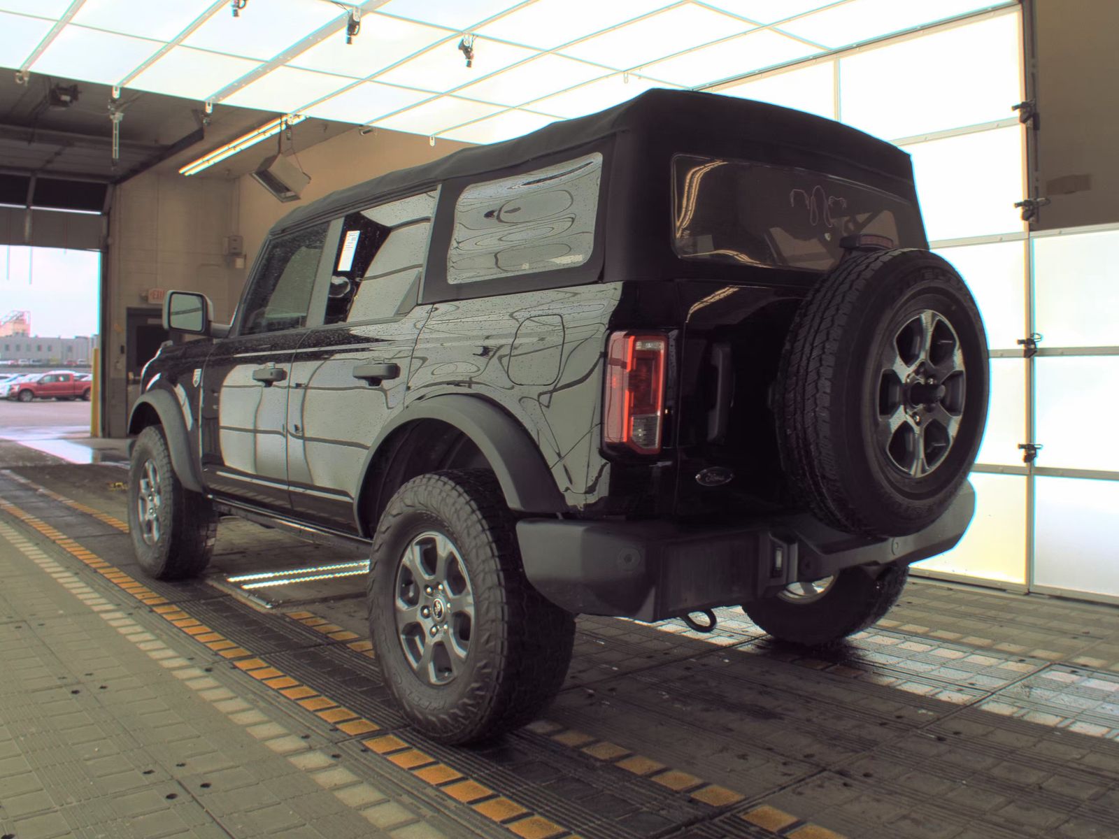 FORD BRONCO - 9