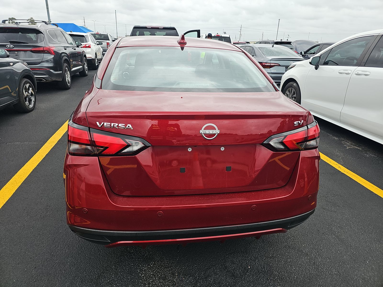 NISSAN VERSA - 6