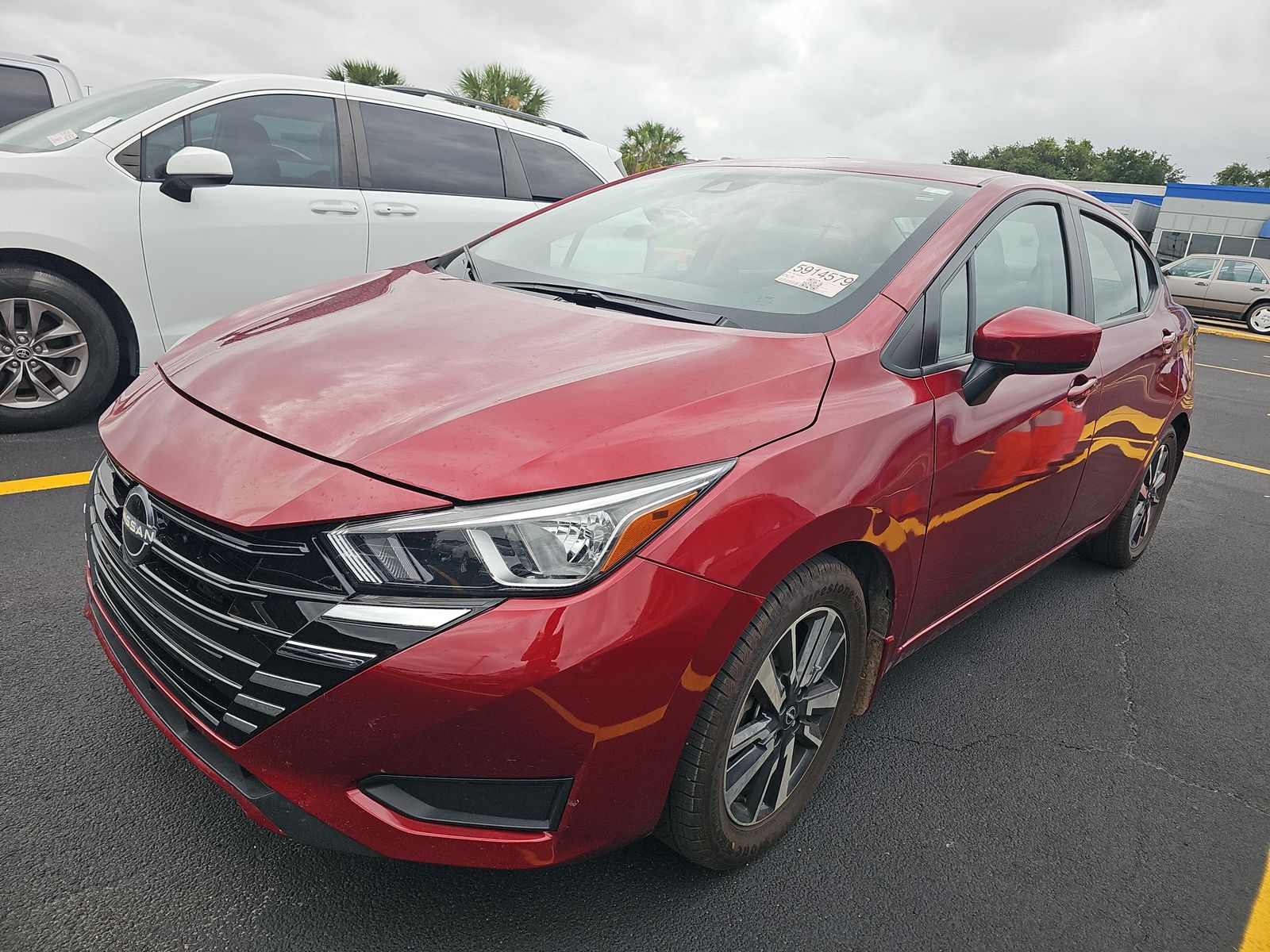 NISSAN VERSA - 1