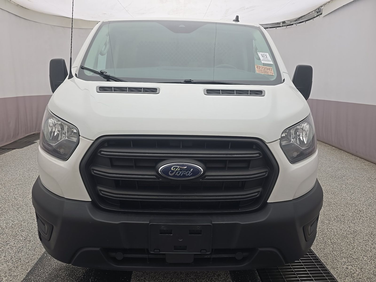 FORD TRANSIT 150 - 3