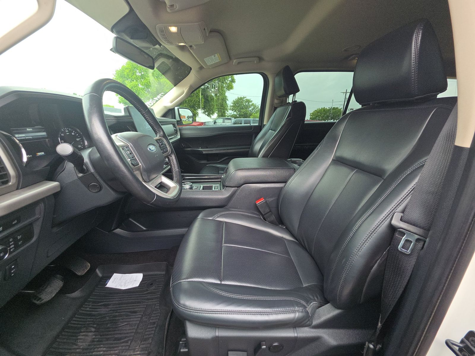 FORD EXPEDITION - 8