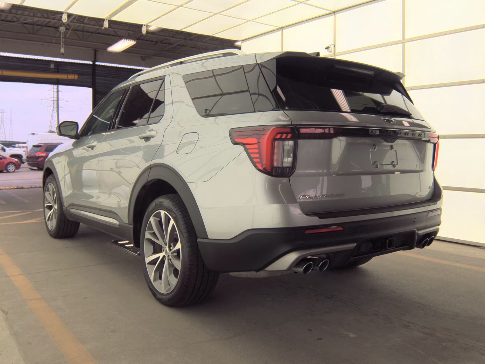 FORD EXPLORER - 9