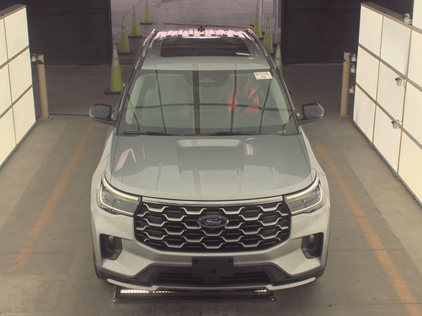 FORD EXPLORER - 3
