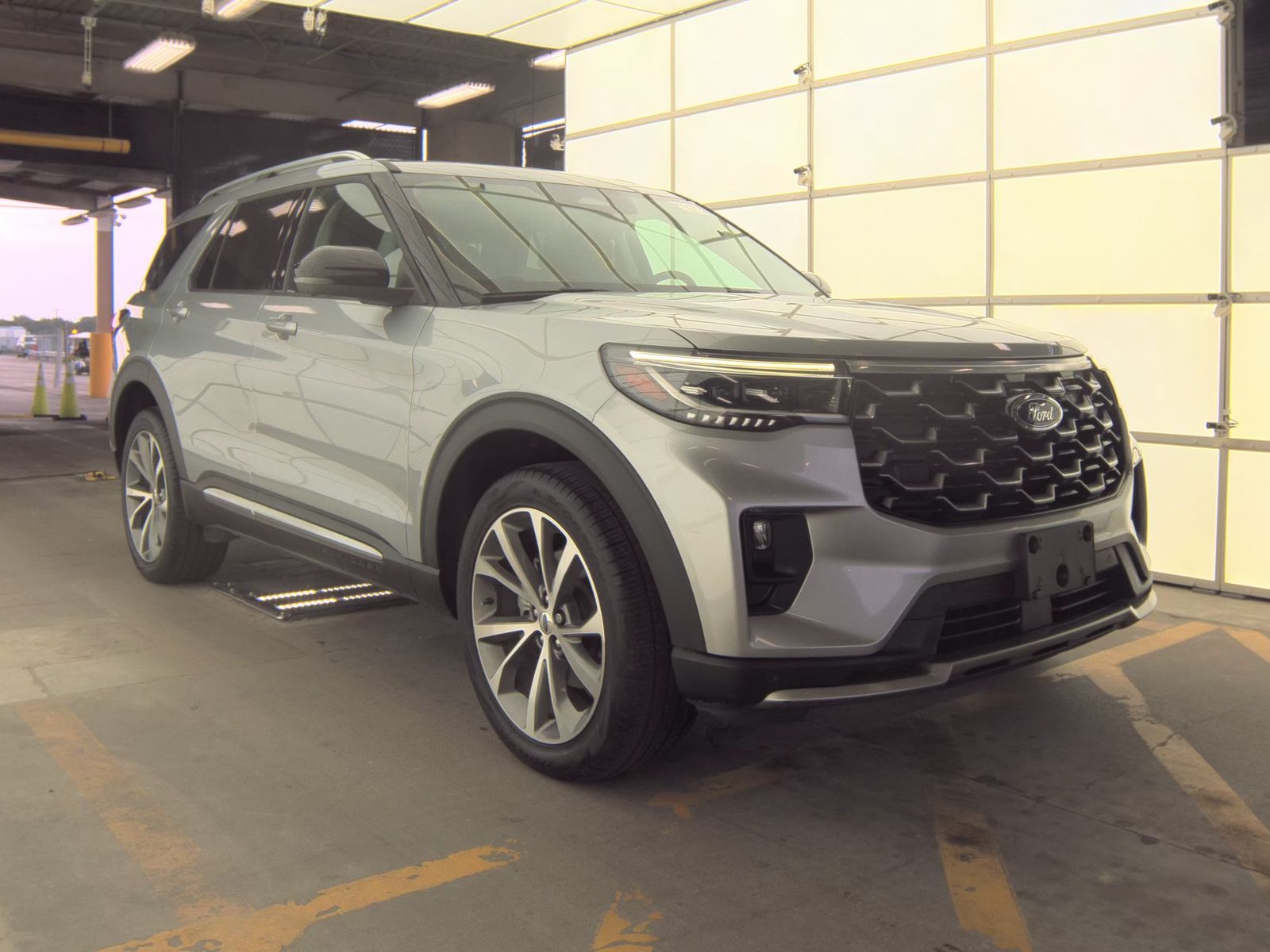 FORD EXPLORER - 5