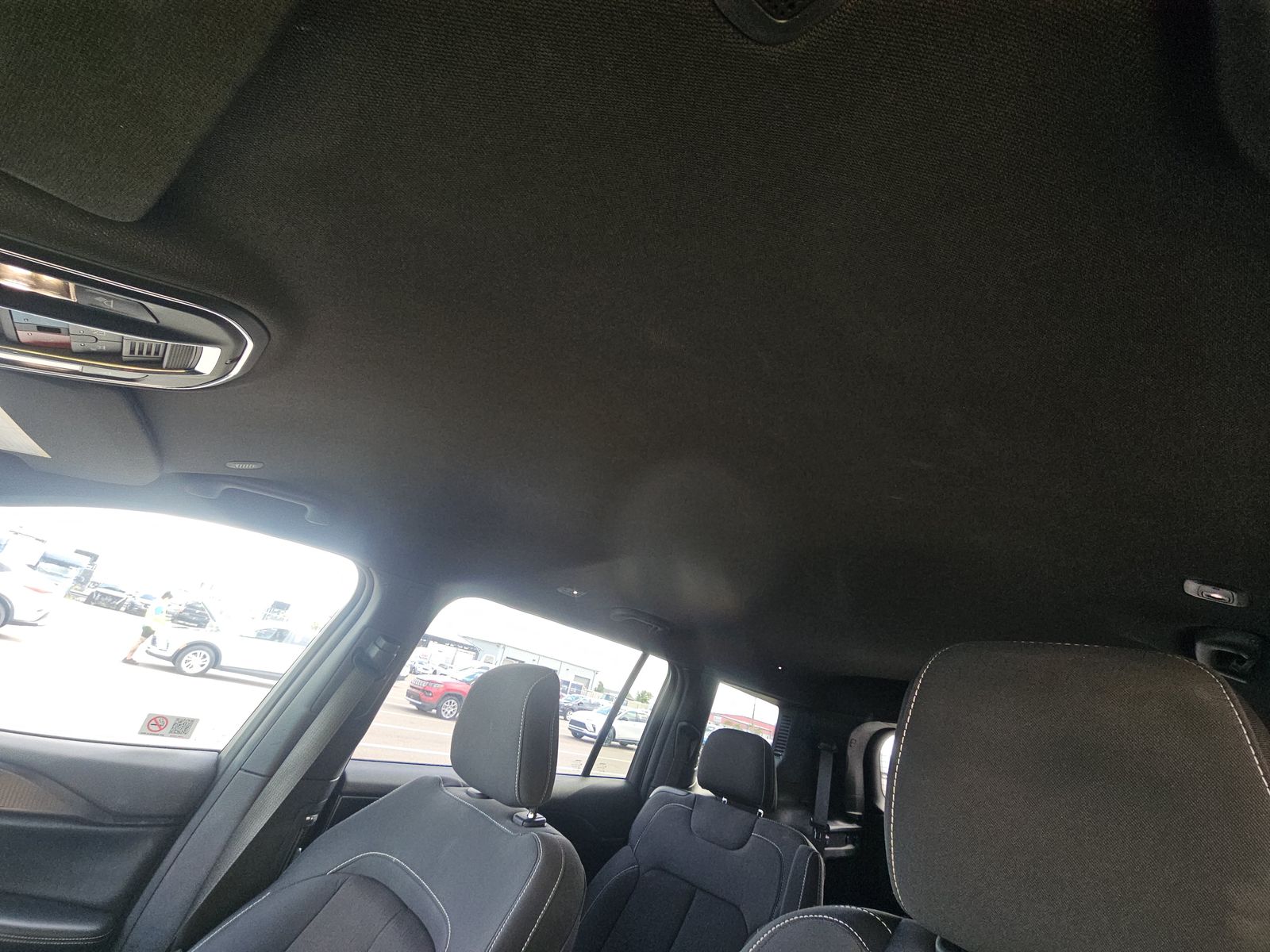 2024 Jeep Grand Cherokee L Laredo RWD