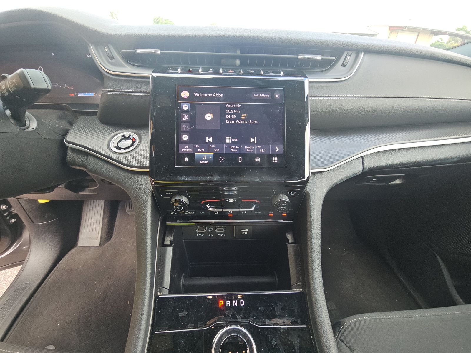 2024 Jeep Grand Cherokee L Laredo RWD