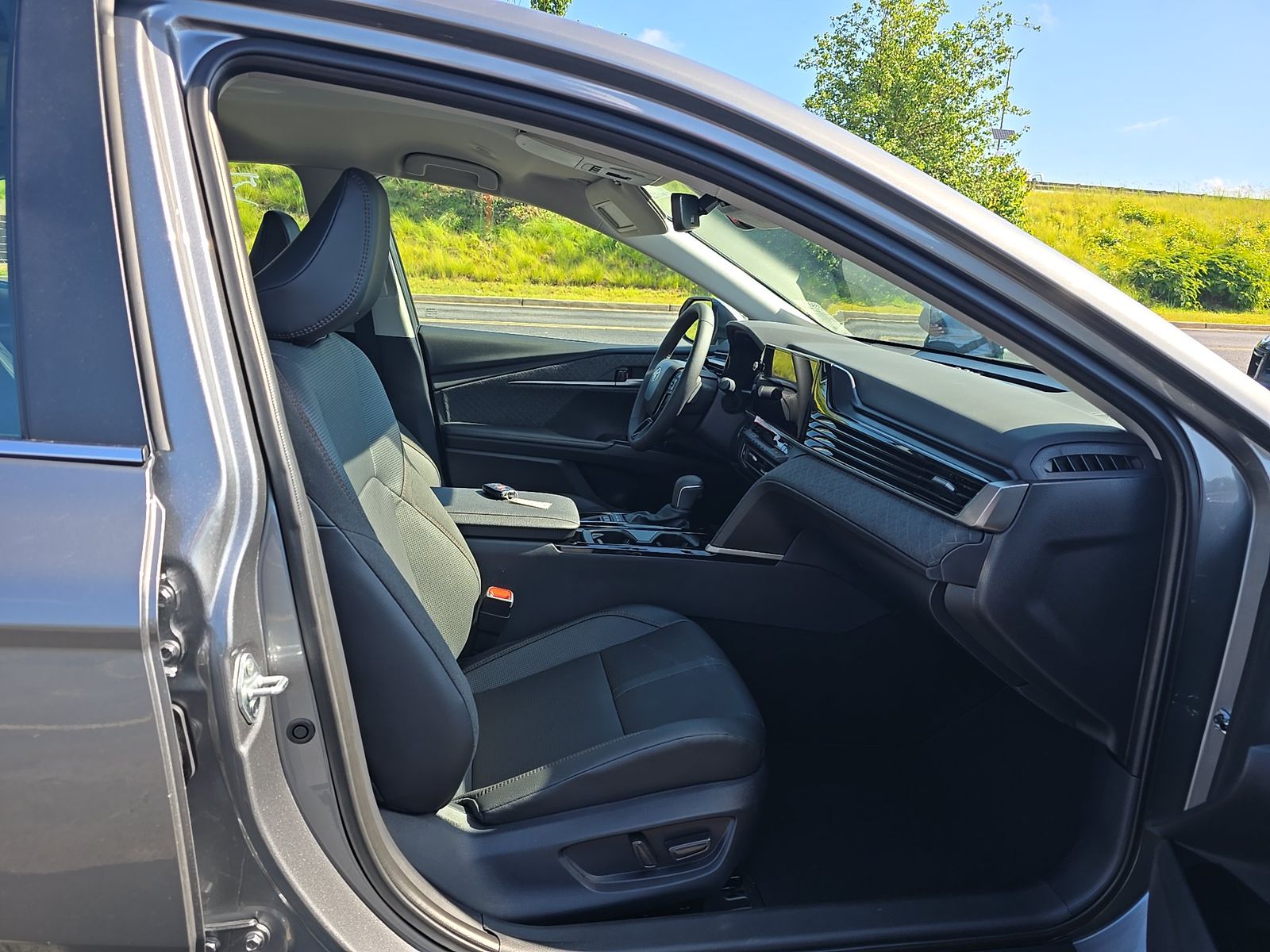 2026 Toyota Camry XLE FWD