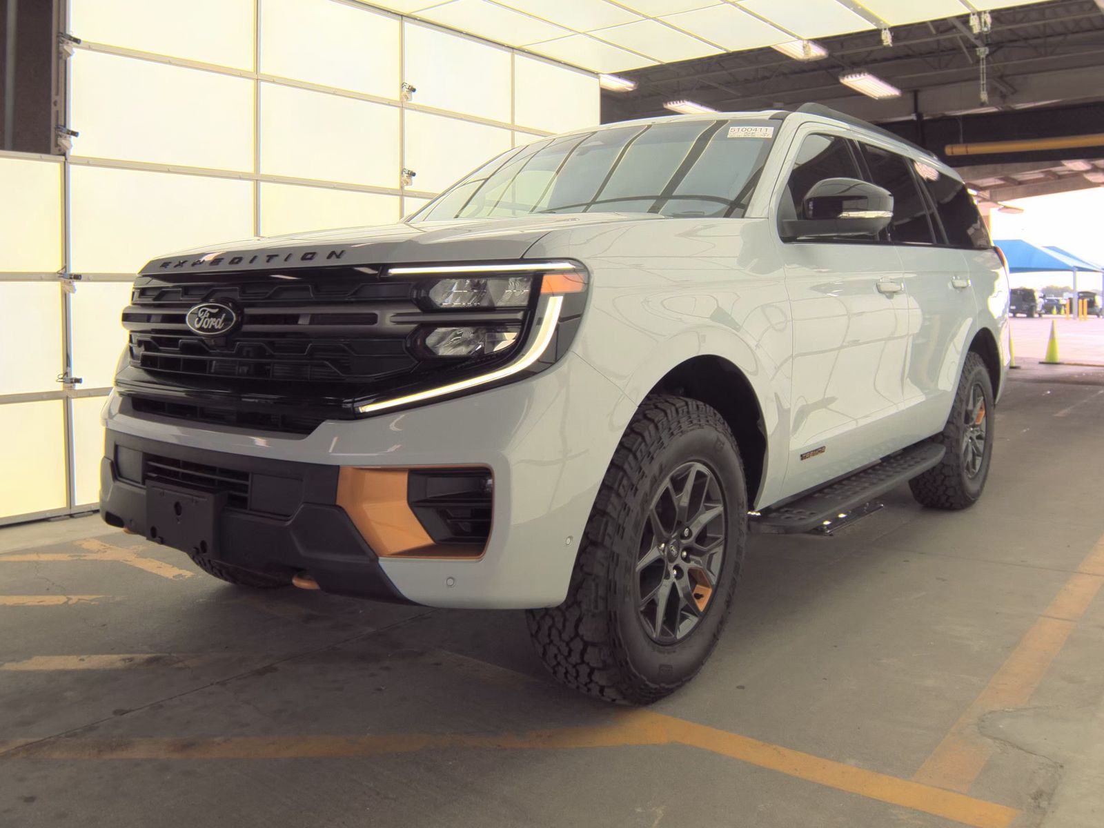 FORD EXPEDITION - 1