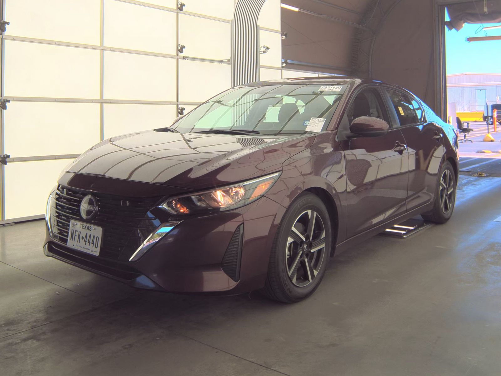 NISSAN SENTRA - 1