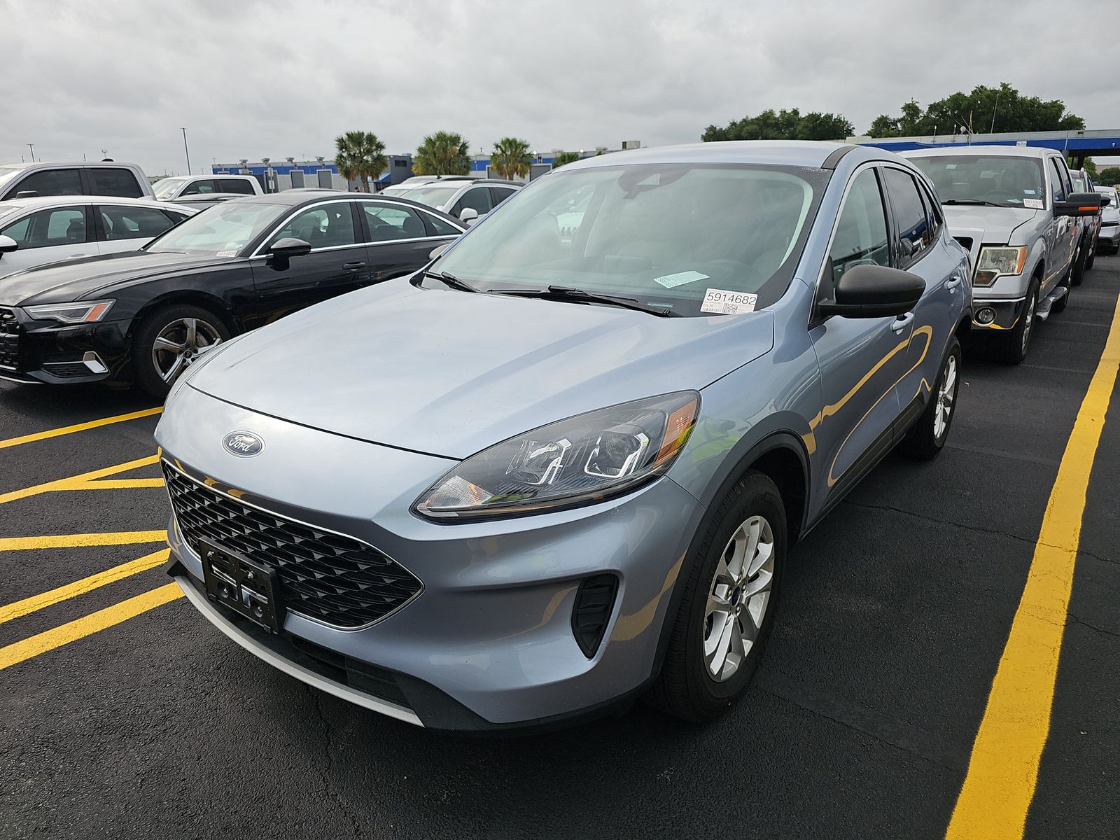 FORD ESCAPE - 1