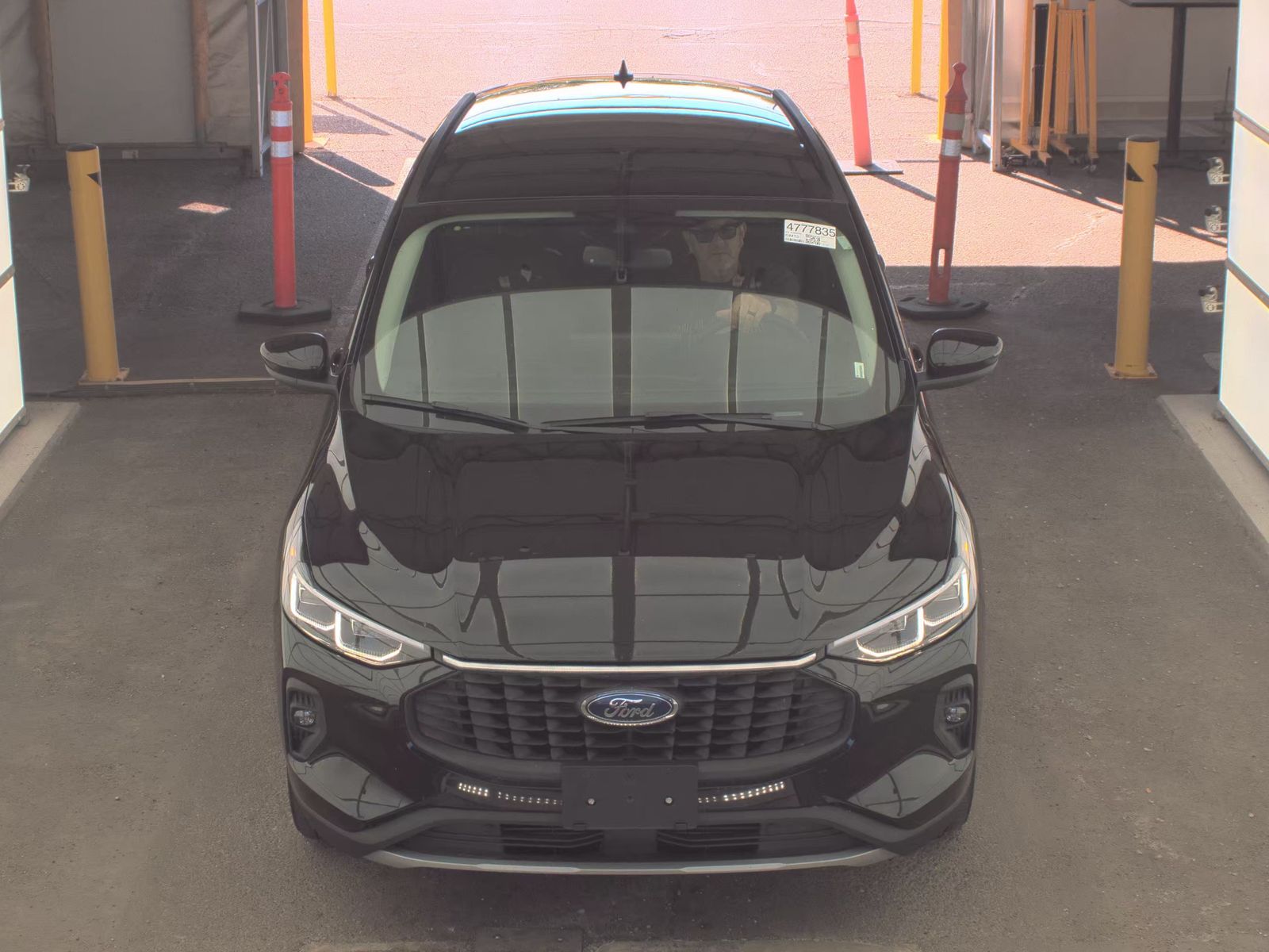 FORD ESCAPE - 3