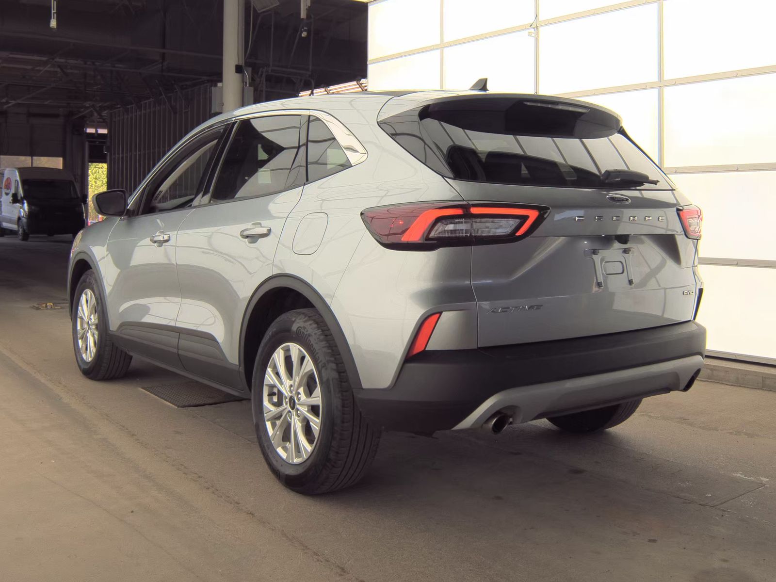 FORD ESCAPE - 9