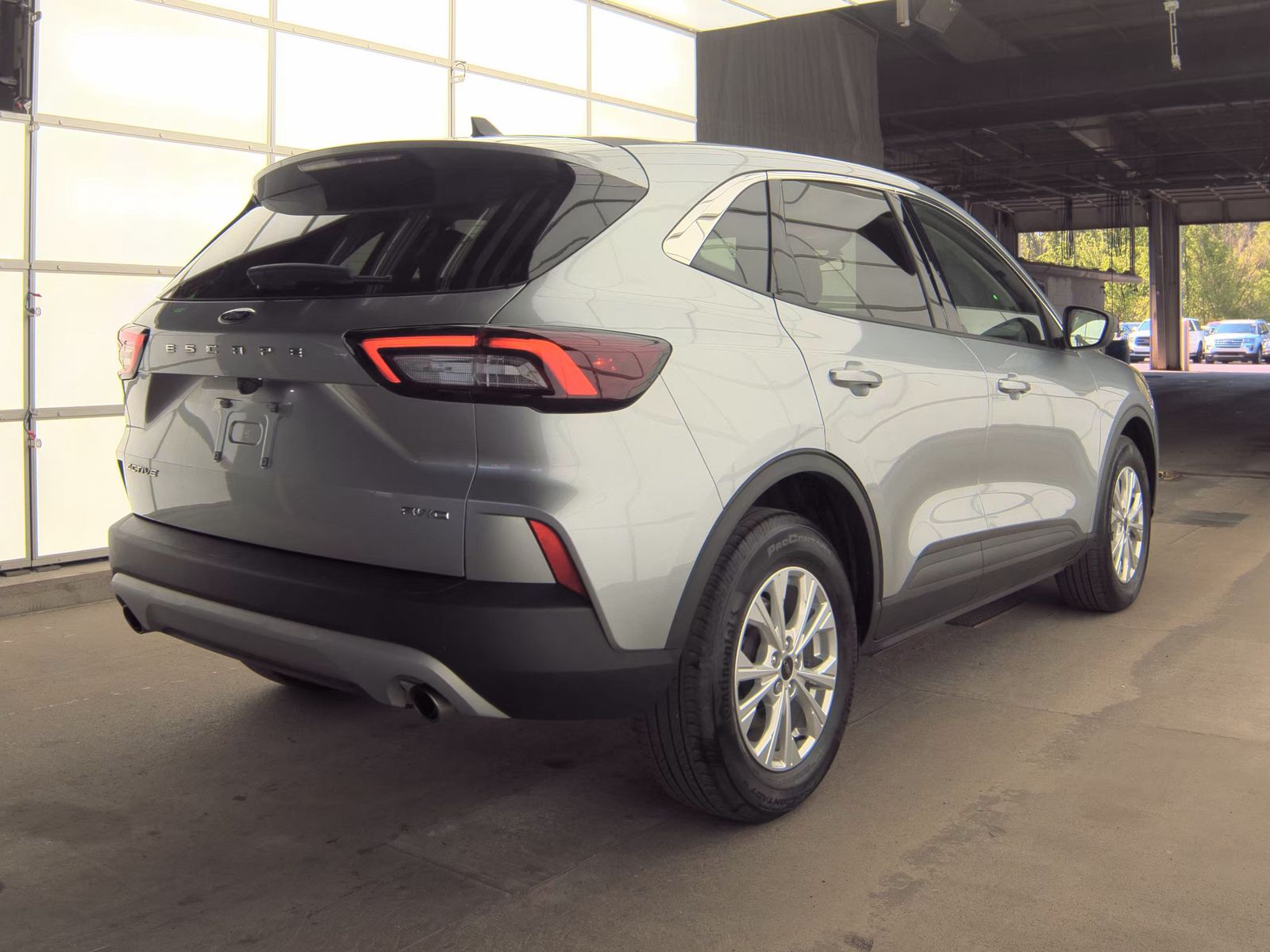 FORD ESCAPE - 6