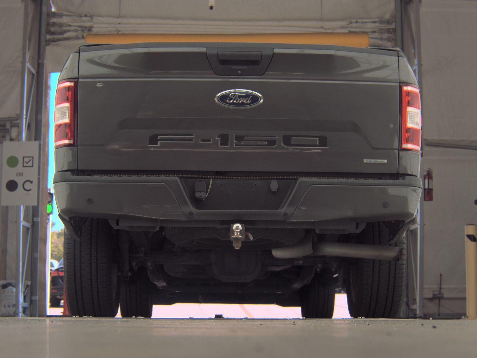 FORD F-150 - 8