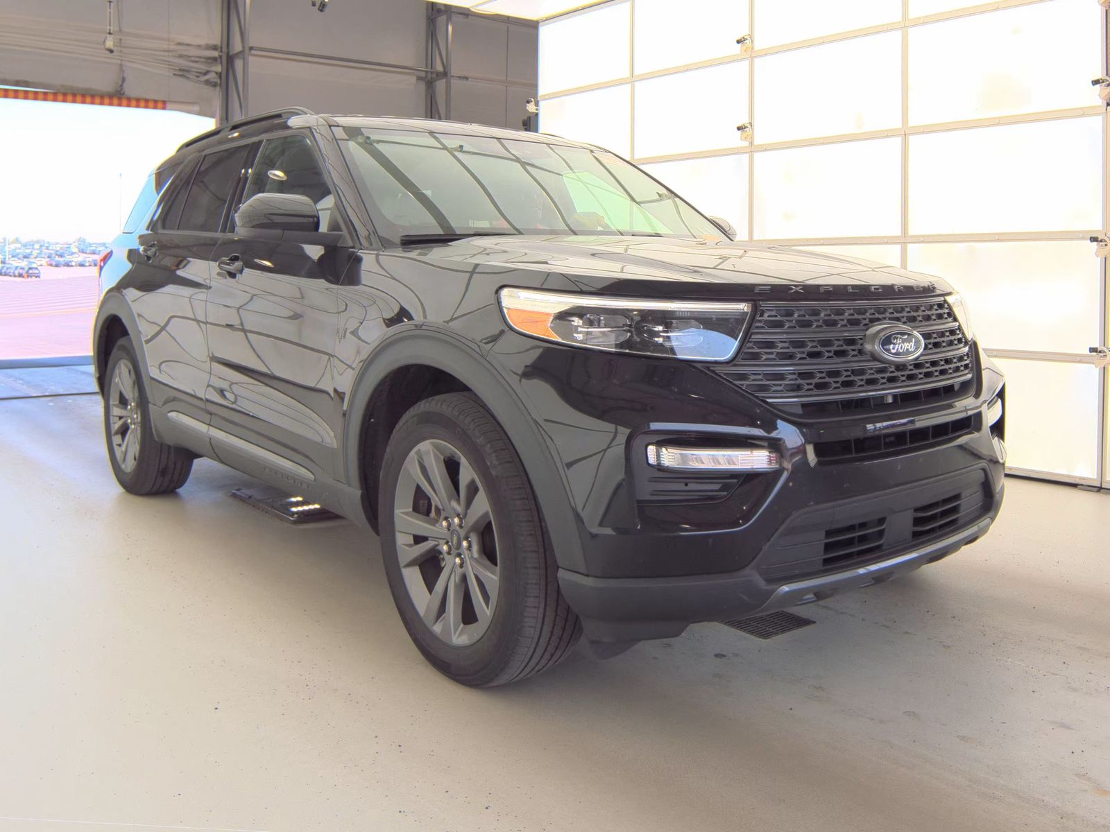 FORD EXPLORER - 5