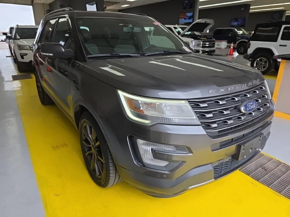 FORD EXPLORER - 4