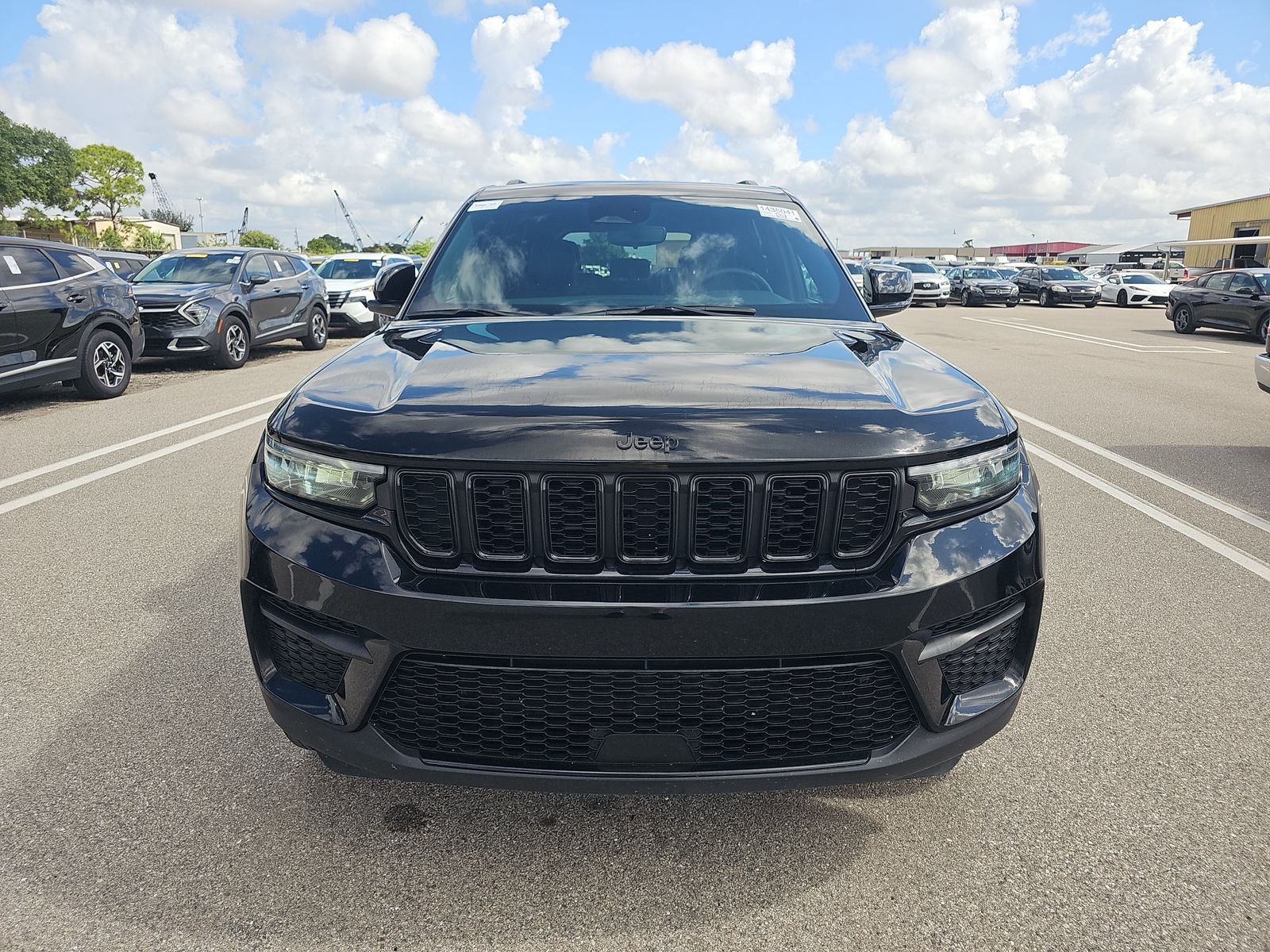 2024 Jeep Grand Cherokee Altitude RWD