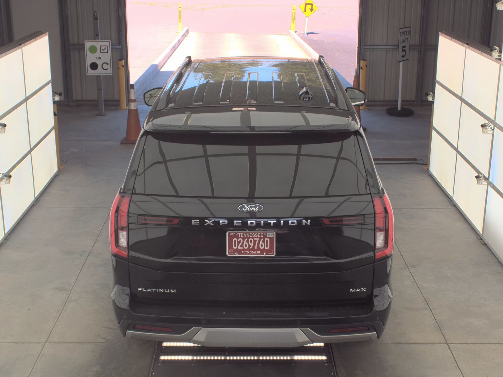 FORD EXPEDITION MAX - 7