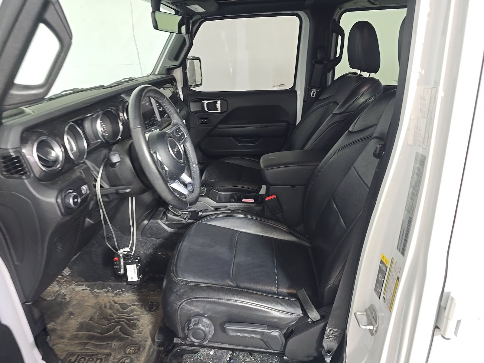 2023 Jeep Wrangler Sahara Altitude AWD