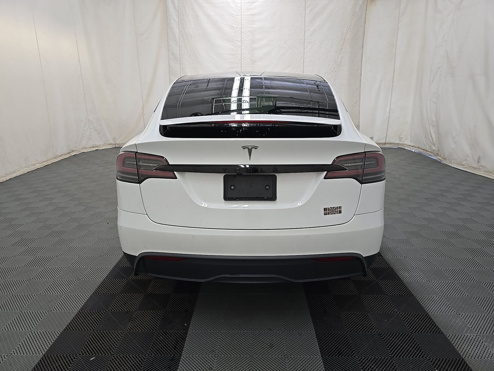TESLA MODEL X - 6