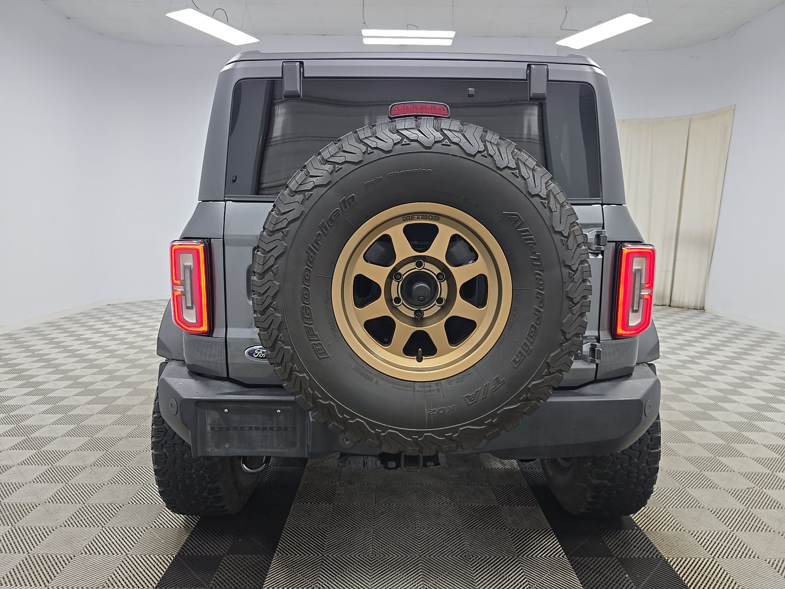 FORD BRONCO - 6