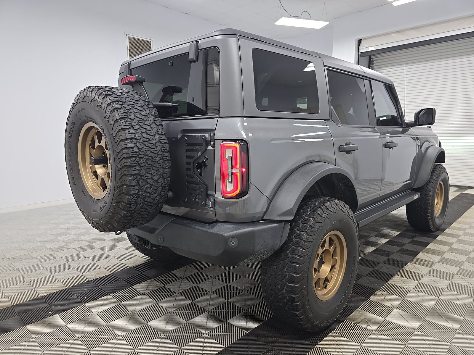 FORD BRONCO - 5