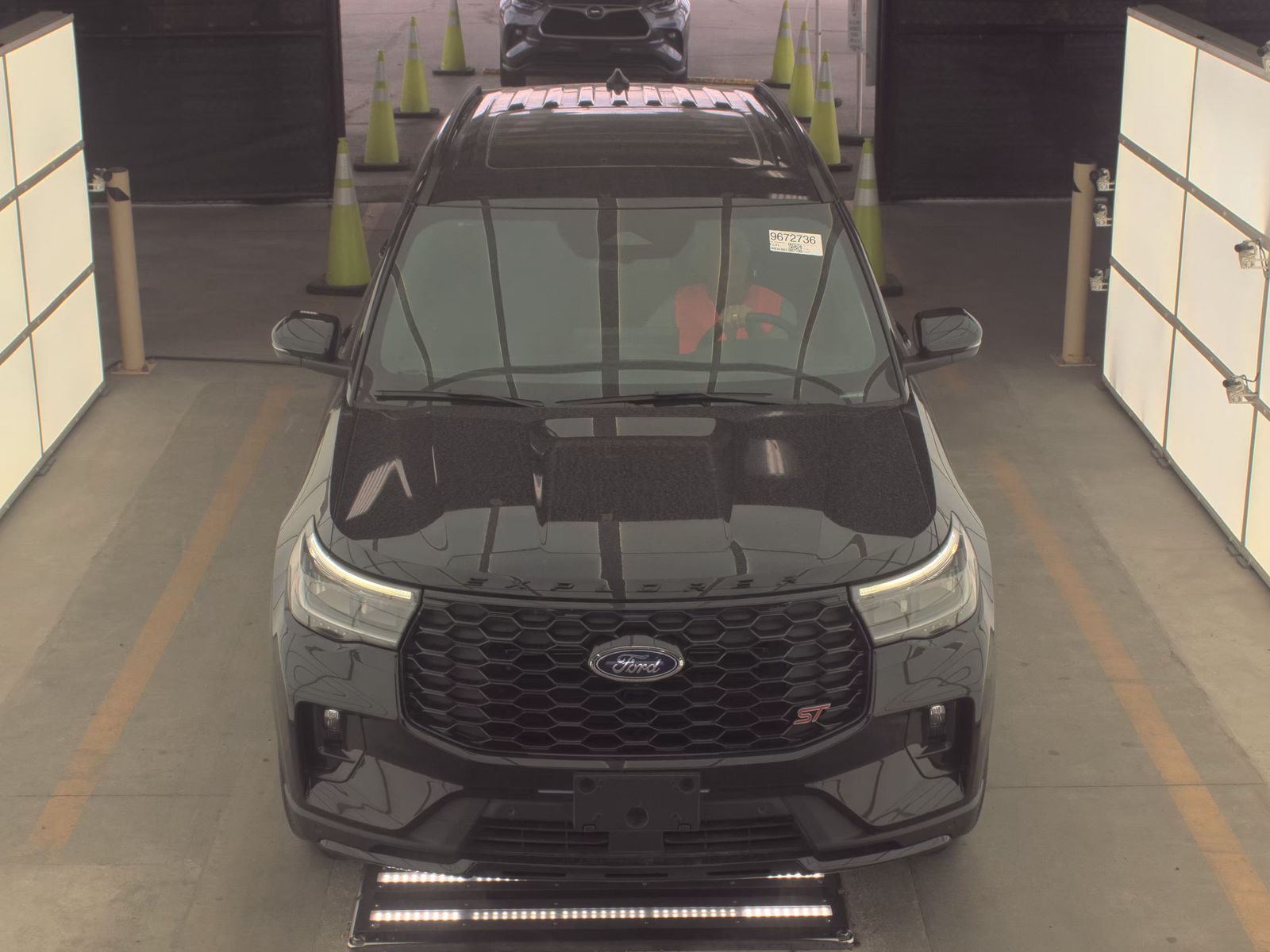 FORD EXPLORER - 3