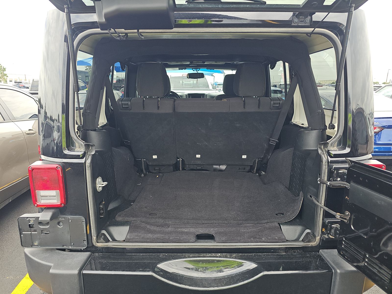 2018 Jeep Wrangler Unlimited Sahara AWD