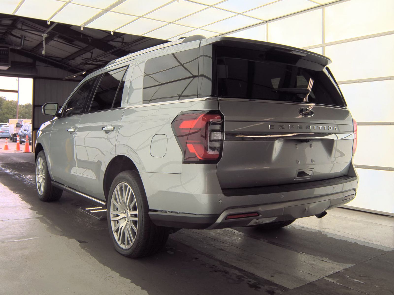 FORD EXPEDITION - 9