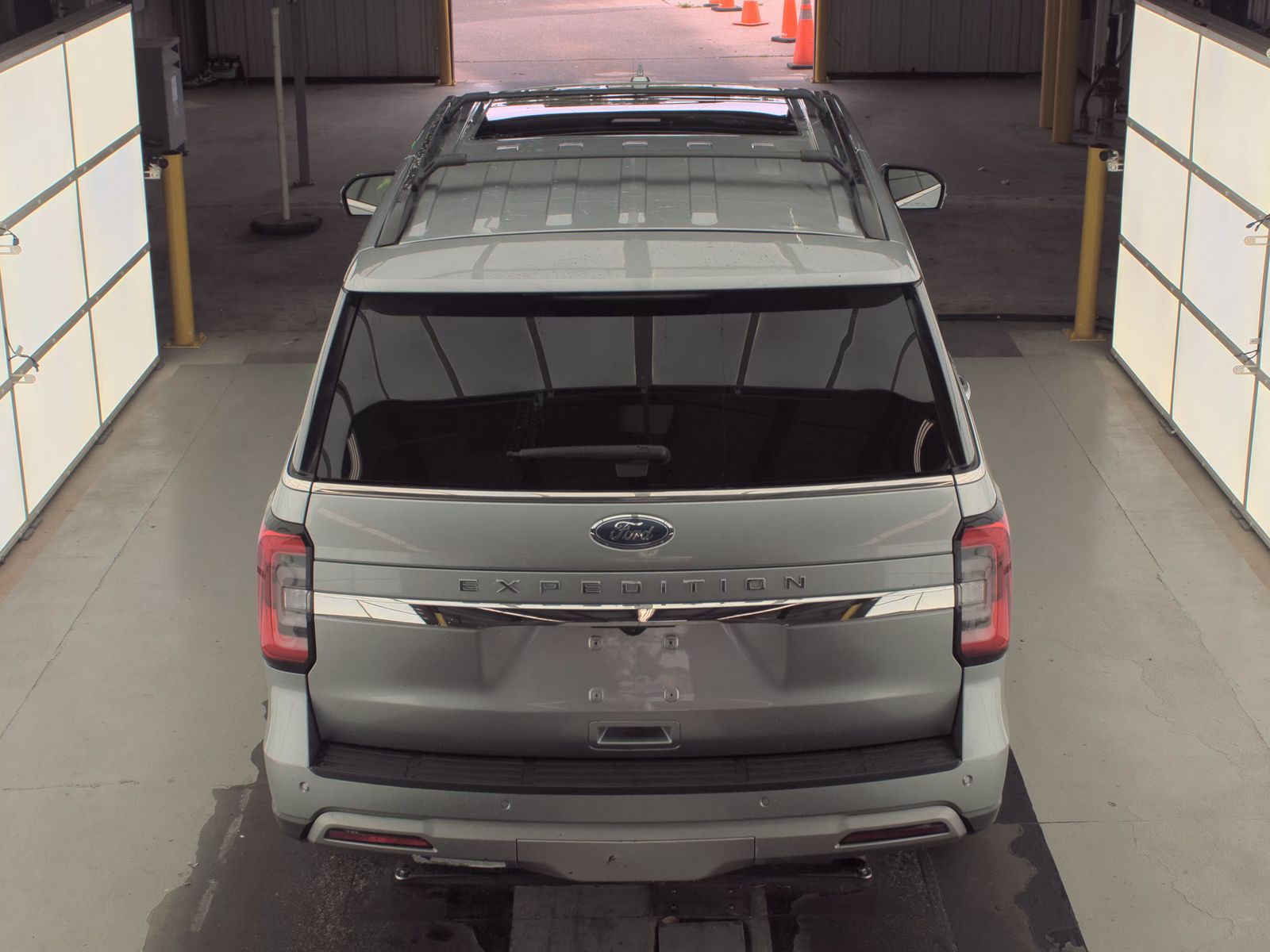 FORD EXPEDITION - 7