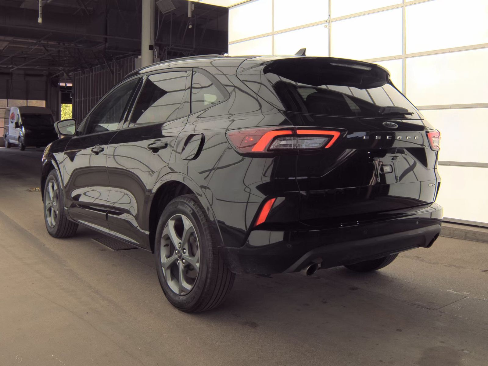 FORD ESCAPE - 9