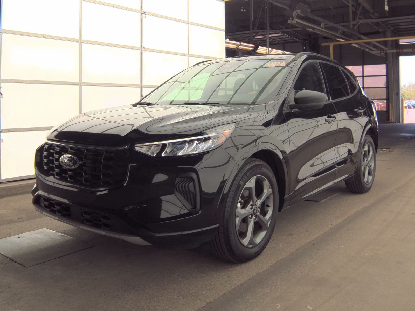 FORD ESCAPE - 1