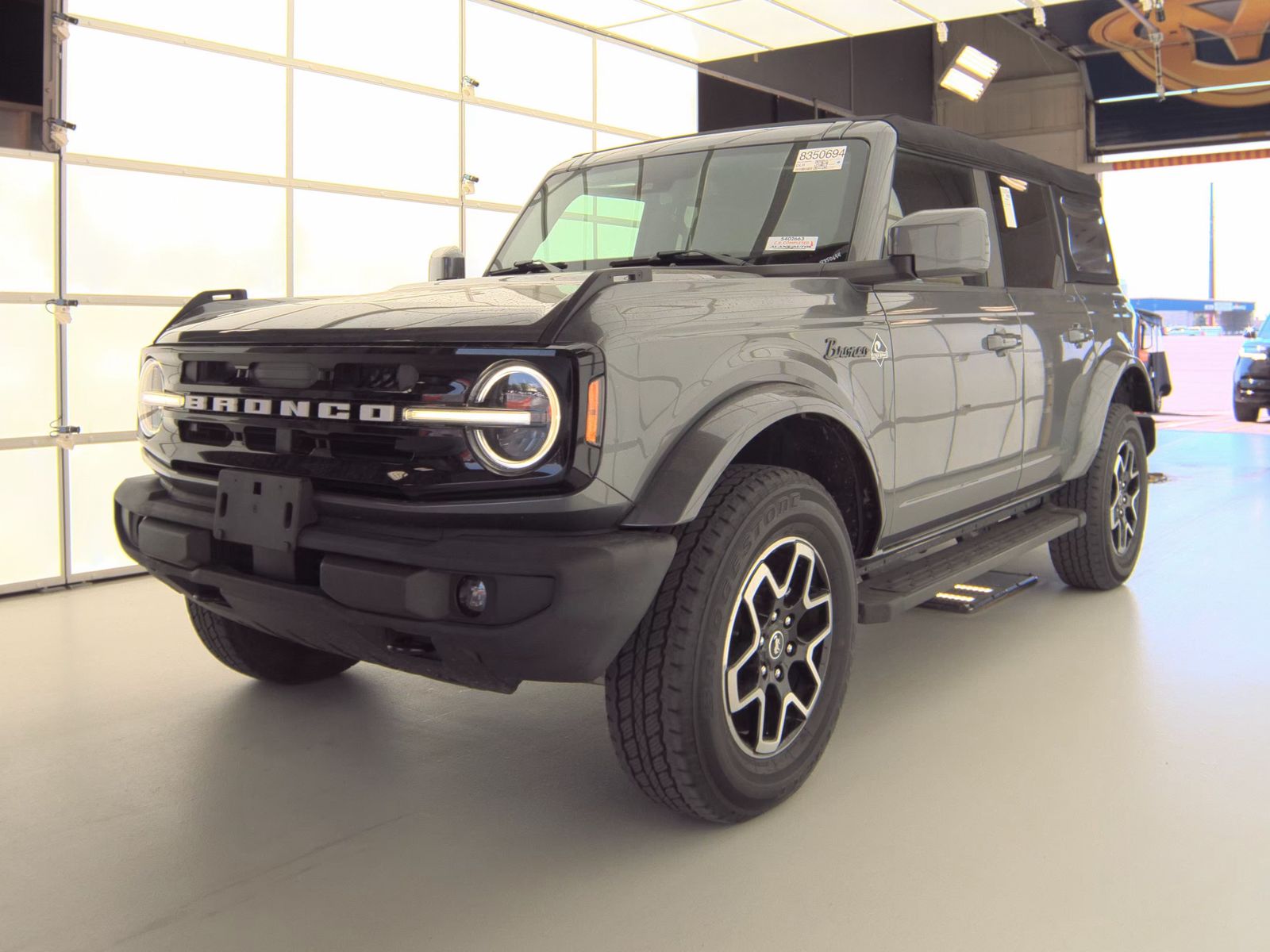 FORD BRONCO - 1