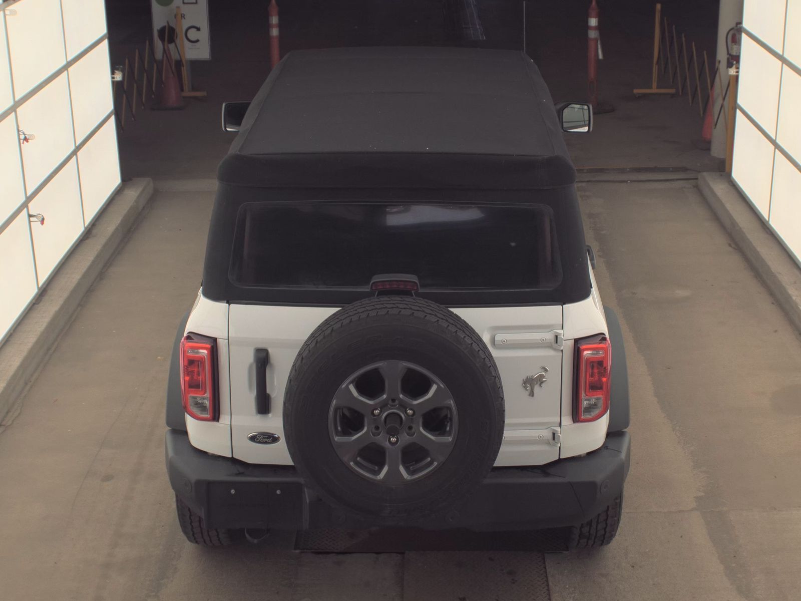 FORD BRONCO - 7