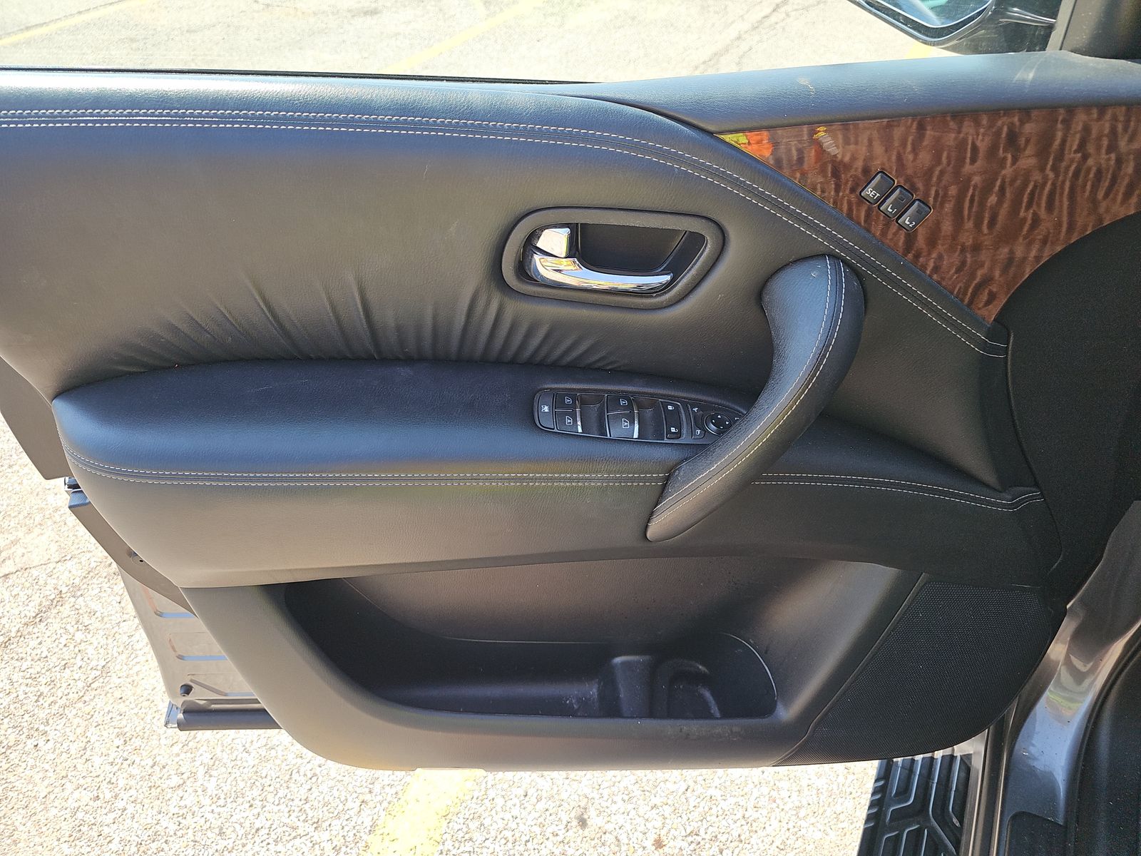 NISSAN ARMADA - 10