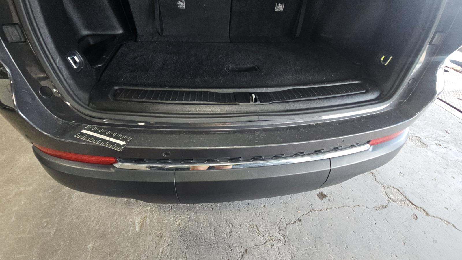 2024 Jeep Grand Cherokee L Laredo RWD