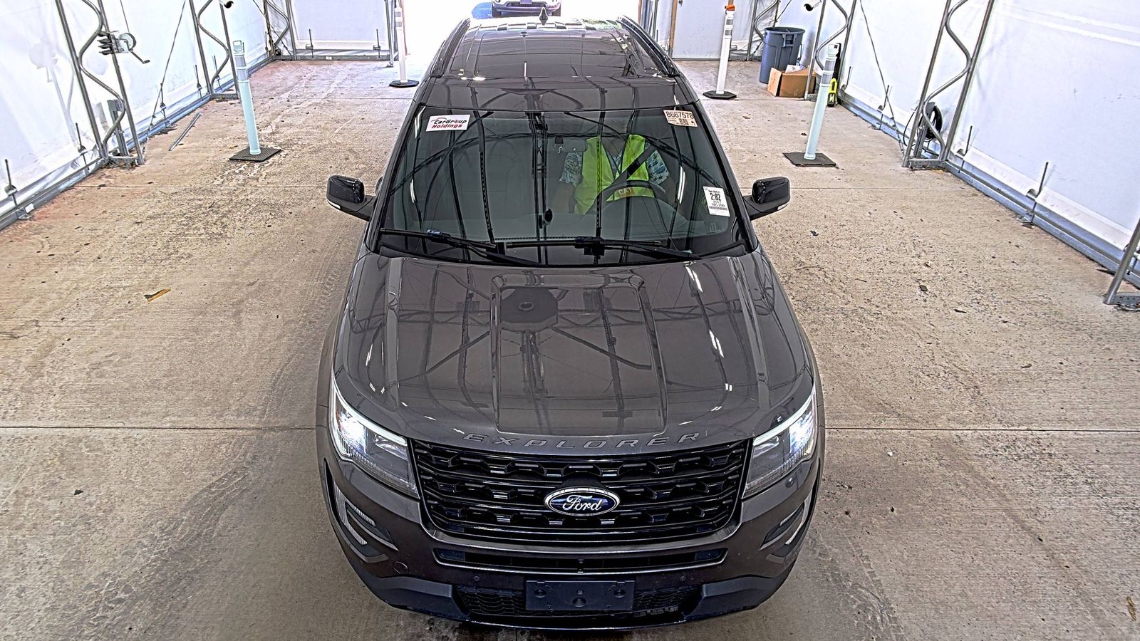 FORD EXPLORER - 3