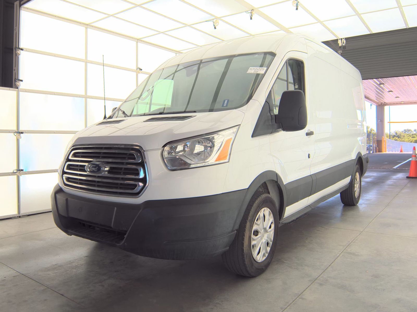 FORD TRANSIT 250 - 1